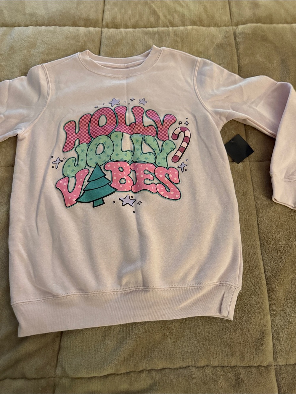Freeze Pink 'Holly Jolly Vibes' Graphic Sweatshirt